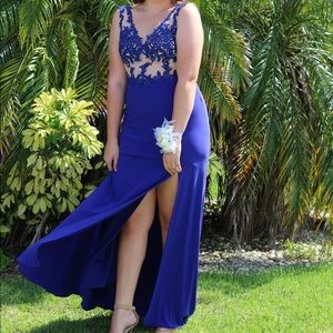 Royal blue lace prom dress💙